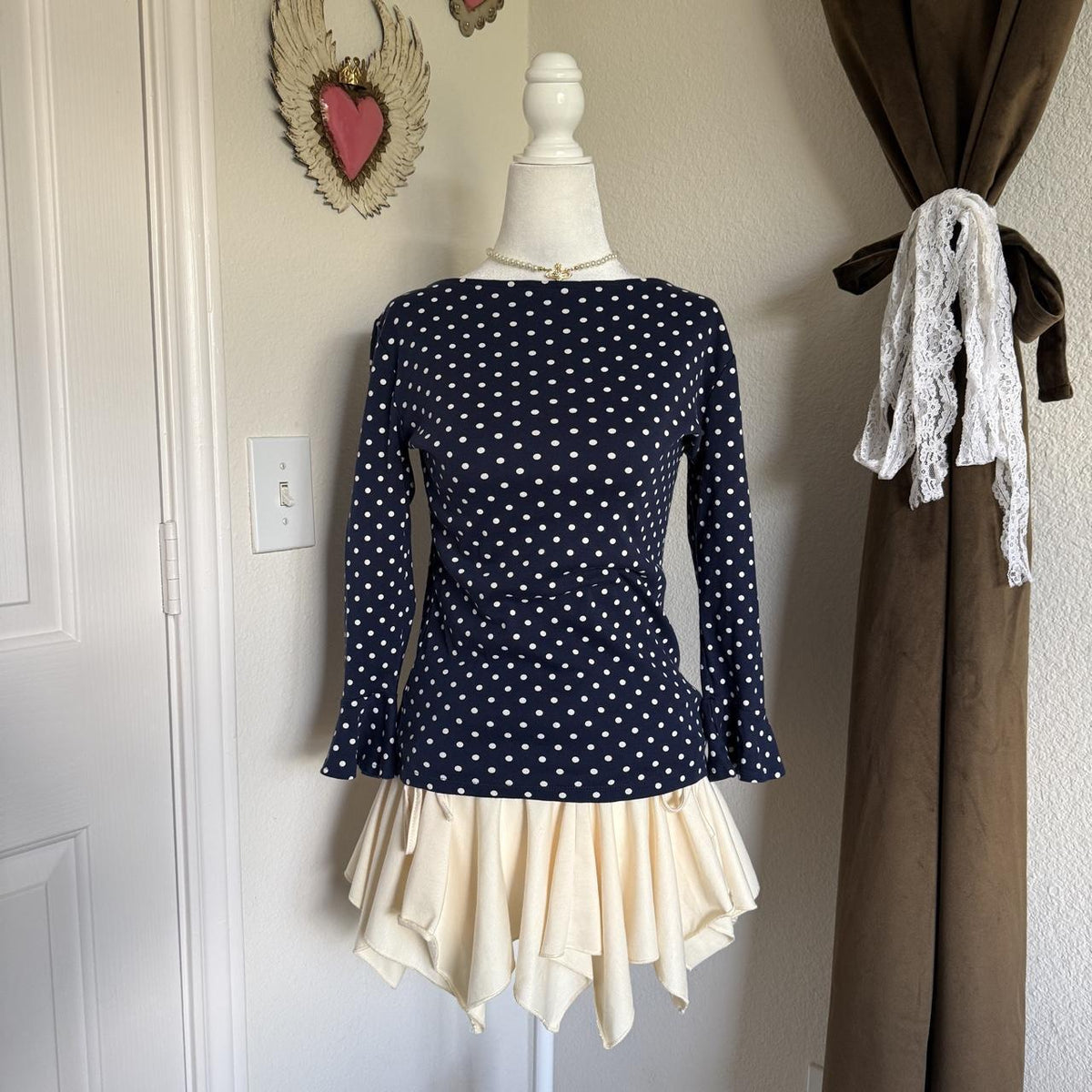 Lauren Ralph Lauren Navy Polka Dot Bell Sleeve Stretch Blouse Women's M