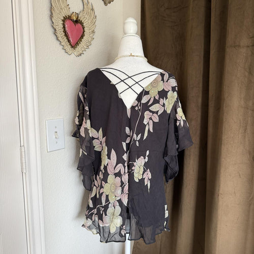 Adrianna Papell Vintage Floral Flutter Sleeve Blouse Romantic Kimono Style