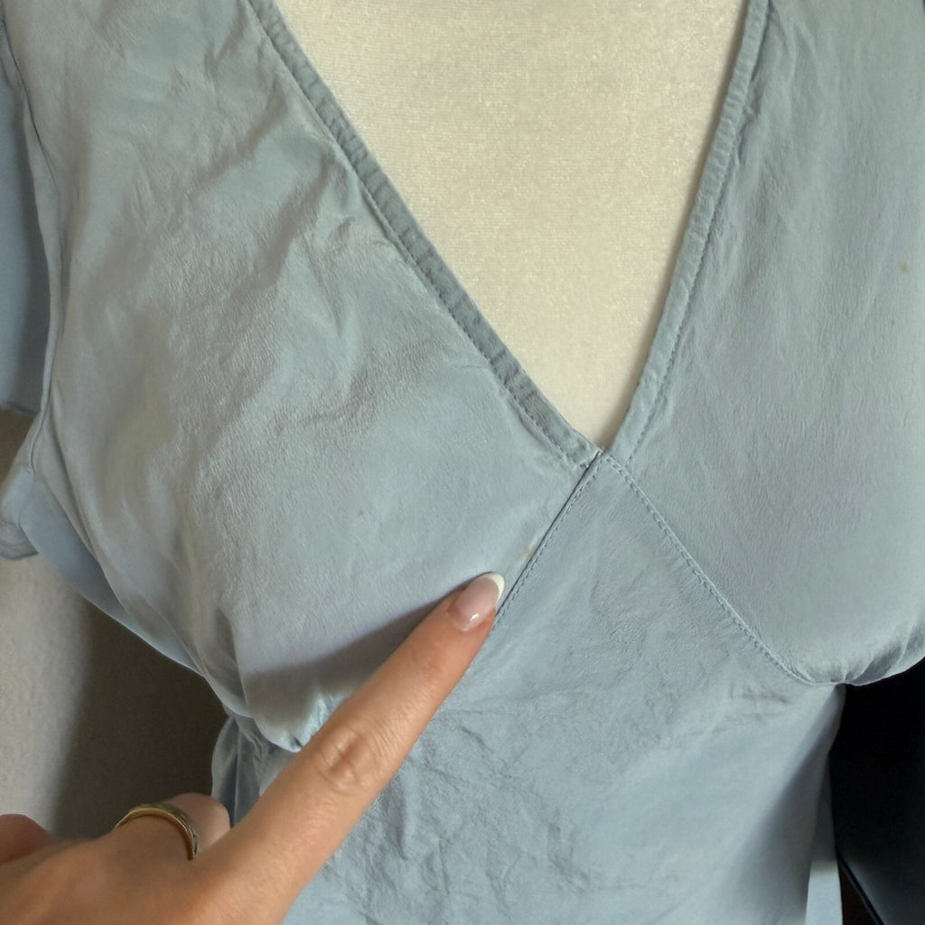 Blue 100% Silk V-Neck Women's Tie Detail Mimi Maternity Blouse Women's Sz Large