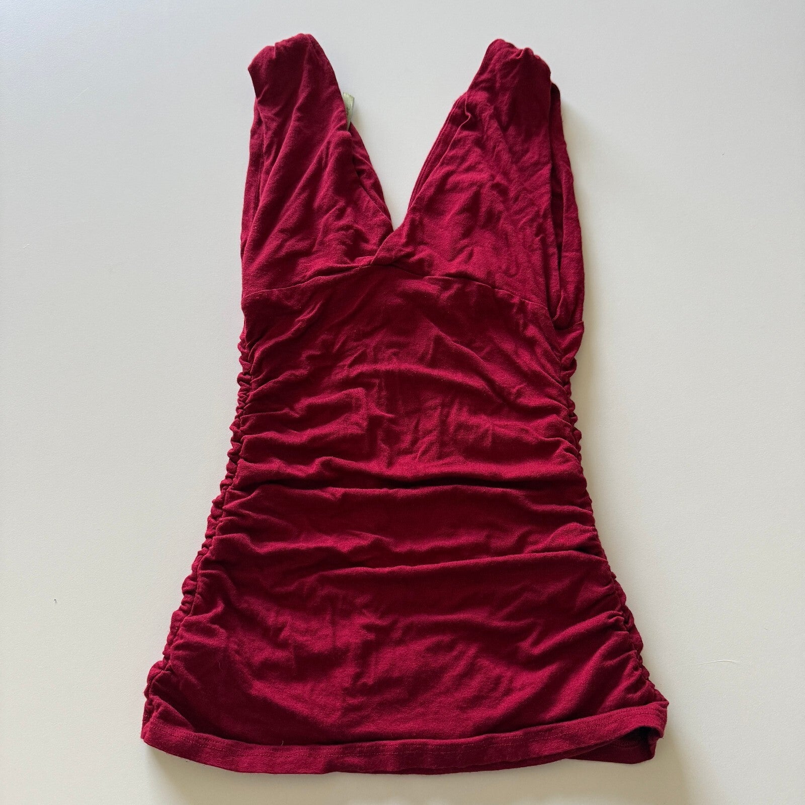 Do & Be Red Sleeveless V-Neck Ruched Satin Detail Top Size Small USA Made