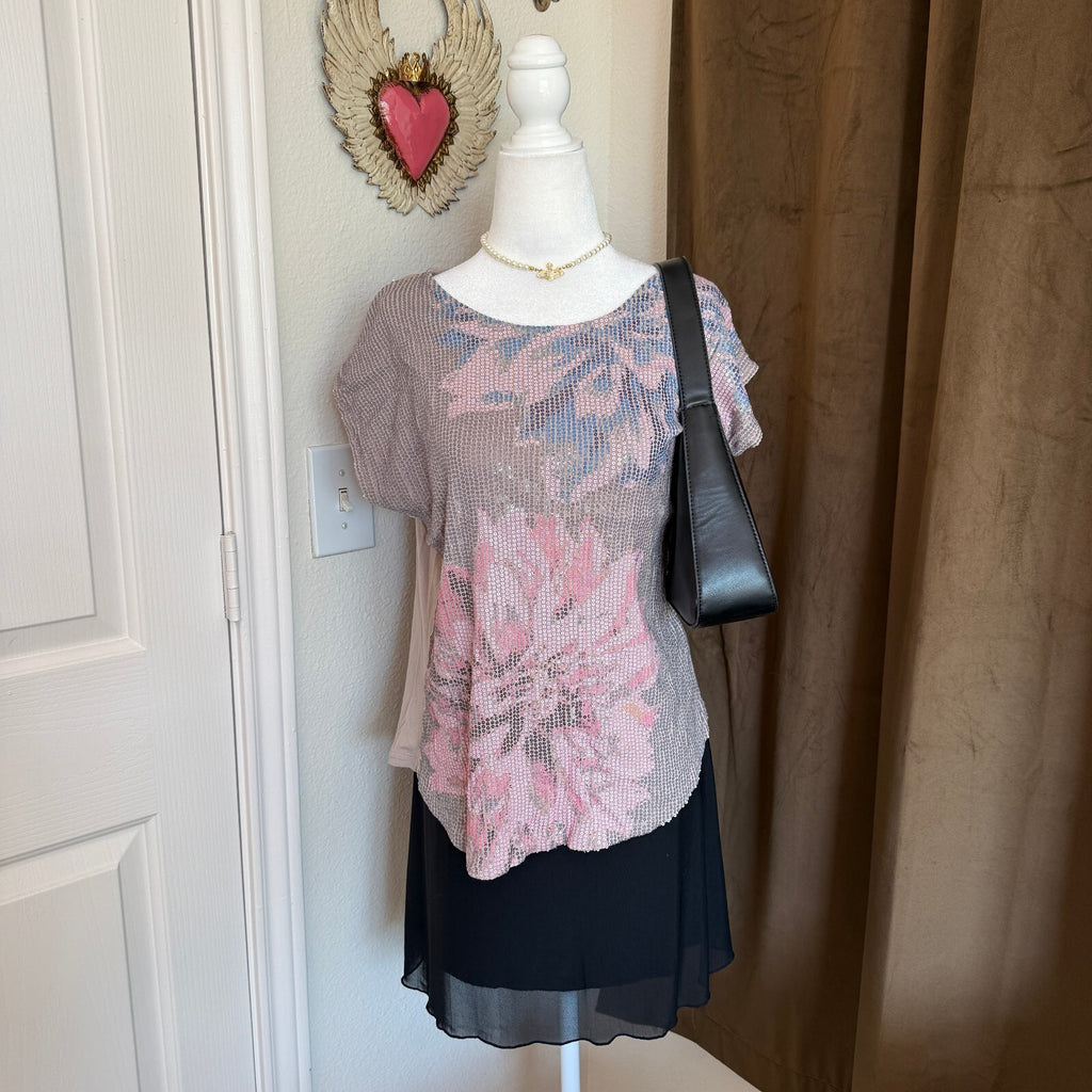 Crosby Women's Floral Pattern Sequin Short Sleeve Rayon Top