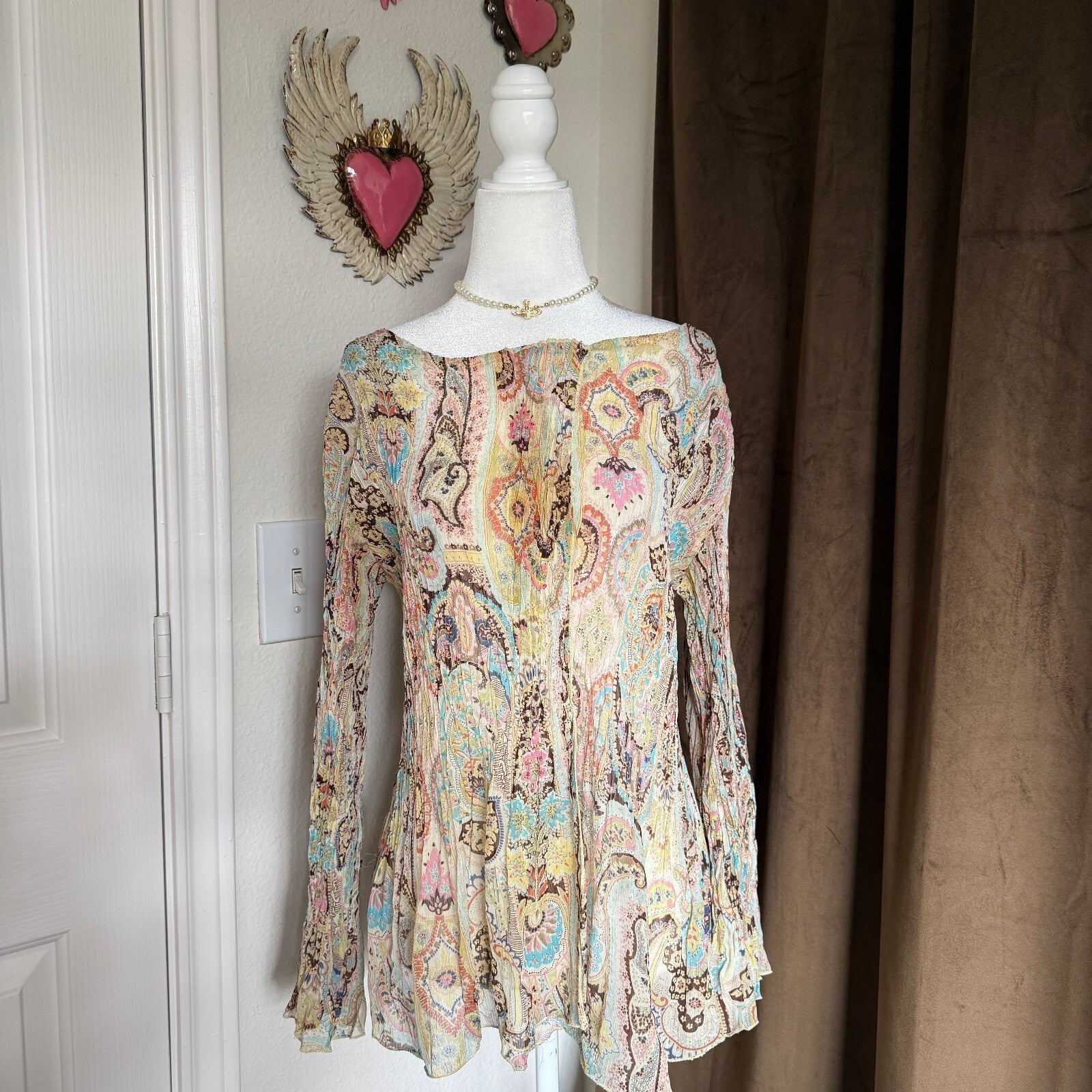 Alberto Makali Vintage-Inspired Long Sleeve Pleated Paisley Blouse in Pastel Mix