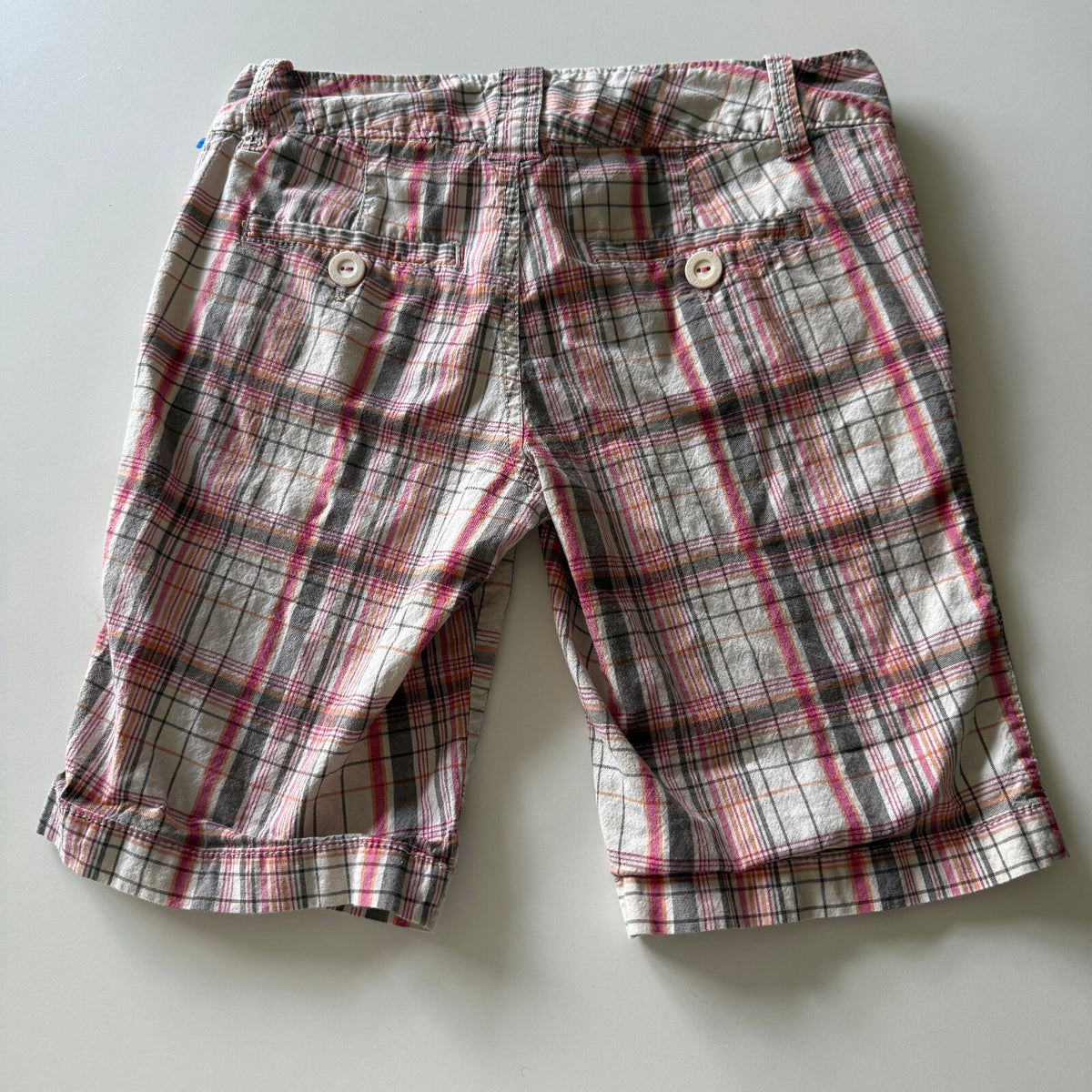 Aeropostale Y2K 2000s Plaid Bermuda Shorts Size 1/2 Pink Grey Cotton Cuffed