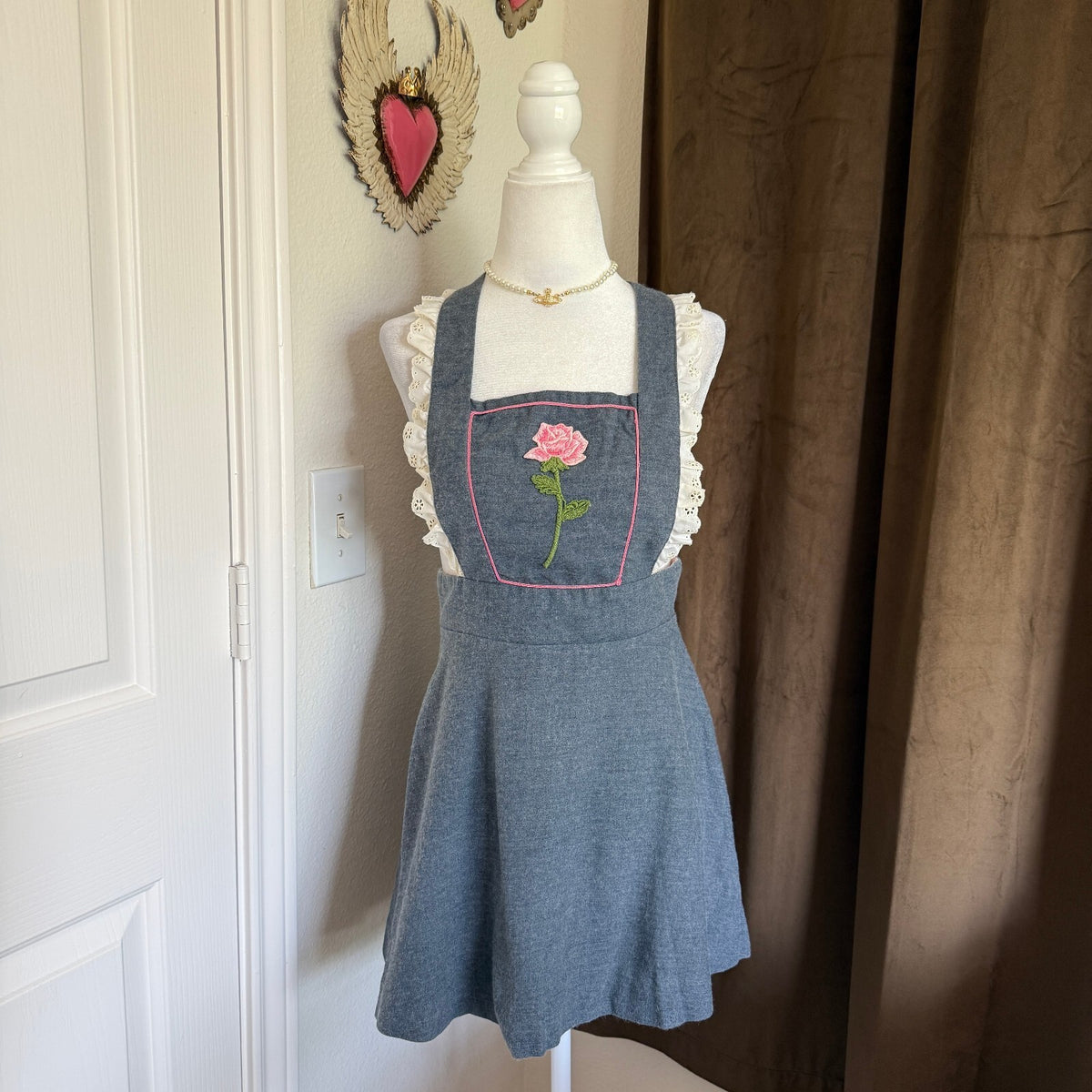Vintage Alice Martin Gray Pinafore Jumper Dress Rose Embroidered Eyelet Trim