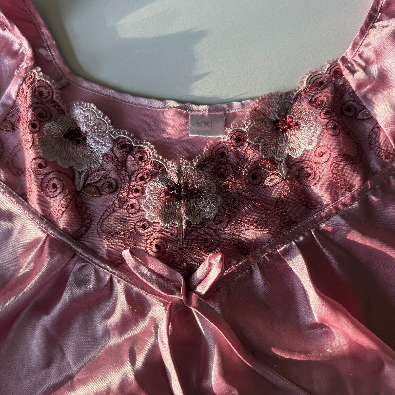 Women's Pink Satin Embroidered Cap Sleeve Blouse Size XXL