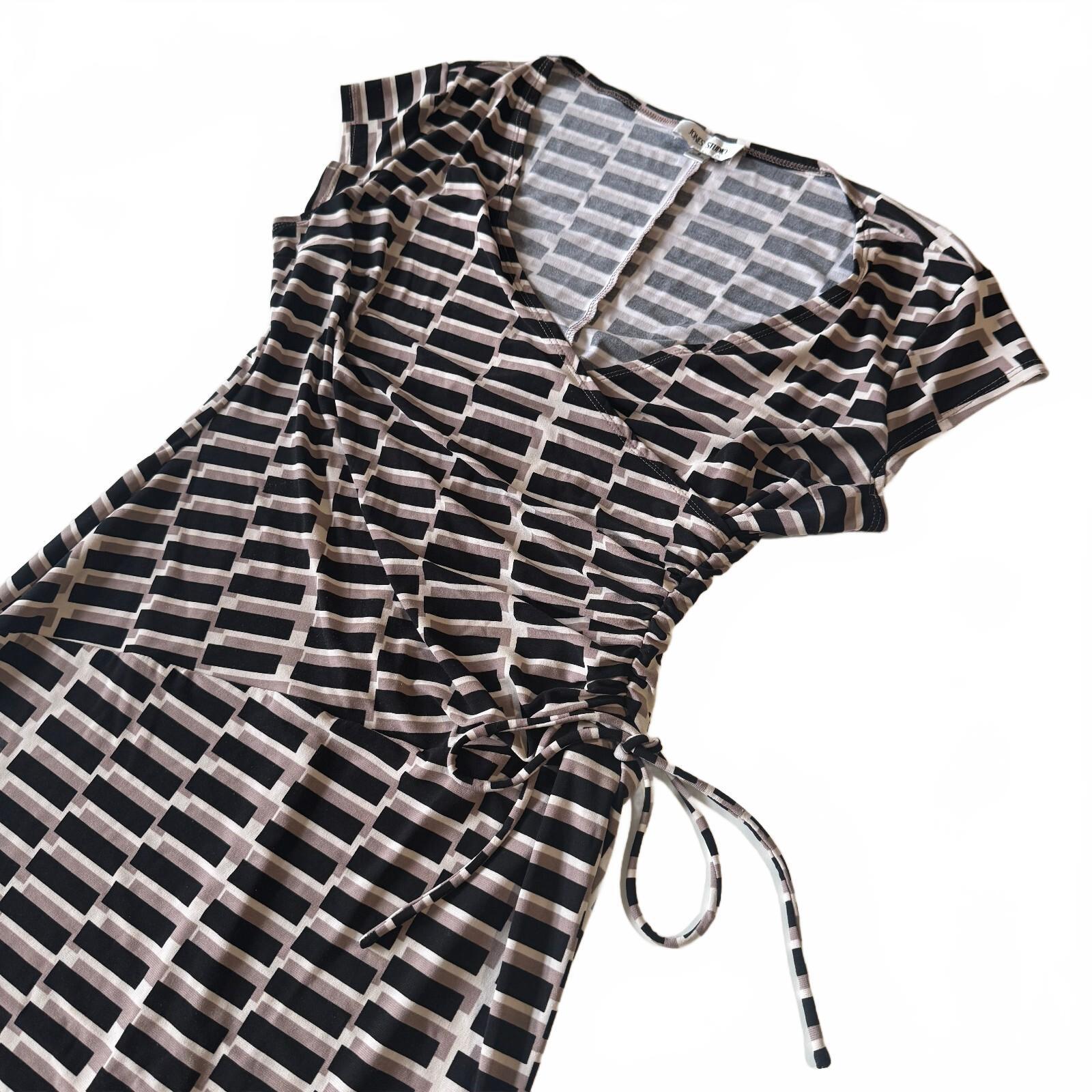 Jones Studio Women's Geometric Print Wrap Dress, Size 8, Black and Beige, V-Neck