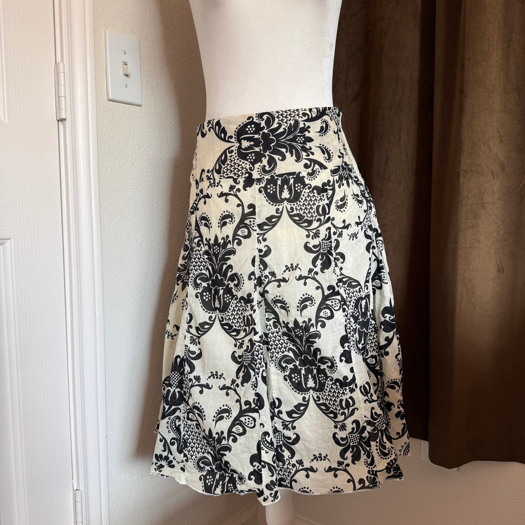 Apt. 9 Women's Black and White Floral Damask A-Line Skirt Size 4 100% Cotton