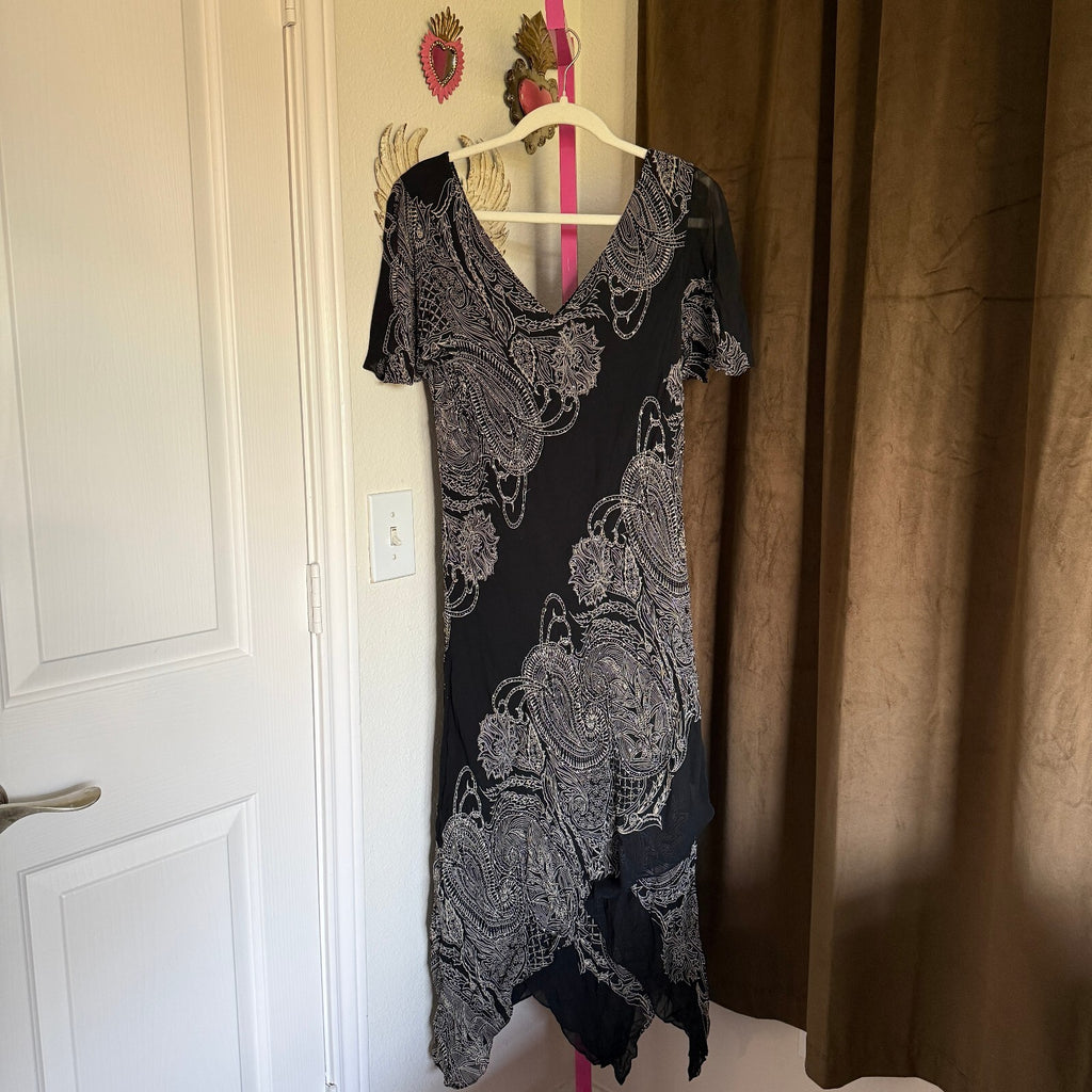 Eva Blue Fairy Beaded Black and White Floral Handkerchief Hem Dress Size 16