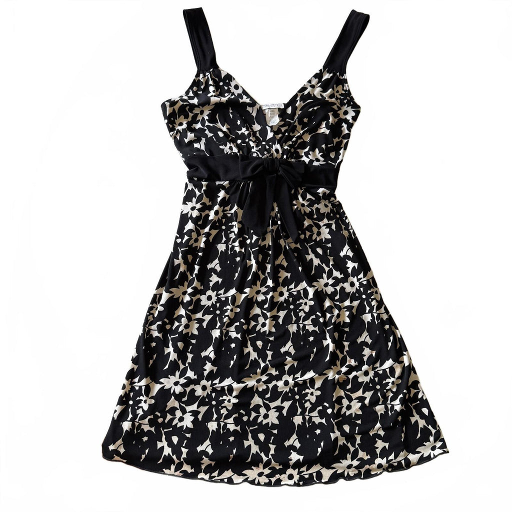 Y2K Body Central Black and White Floral Sleeveless V-Neck Dress with Waist Tie
