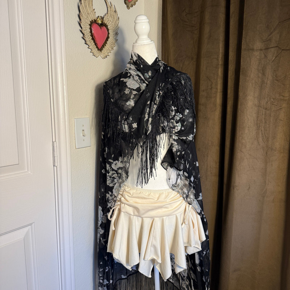 Black Floral Sheer Fringe Piano Shawl Scarf Wrap Poncho Boho Stevie Nicks O/S