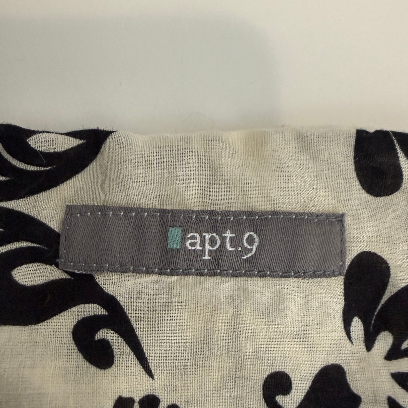 Apt. 9 Women's Black and White Floral Damask A-Line Skirt Size 4 100% Cotton