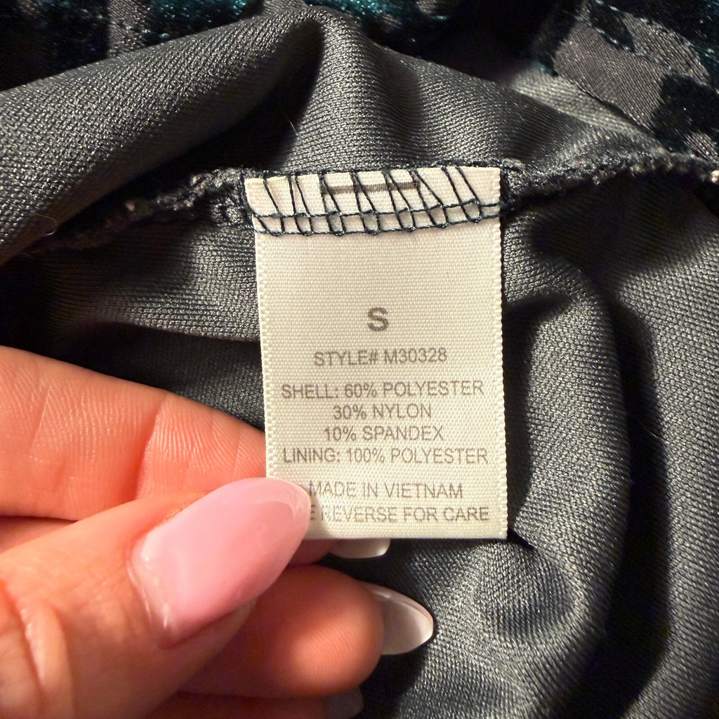 Always Indigo Sz S Whimsical Emerald Black Burnout Velvet Cold Shoulder Blouse