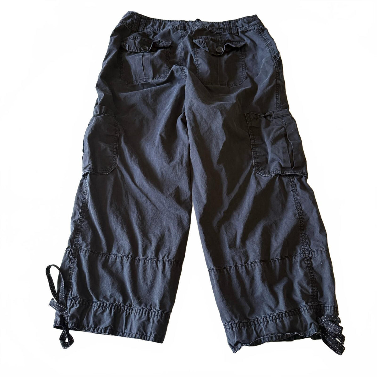 Liz Claiborne Lizwear Black Cargo Capri Pants Tie Hem Cargo Pockets Sz 8 Y2K