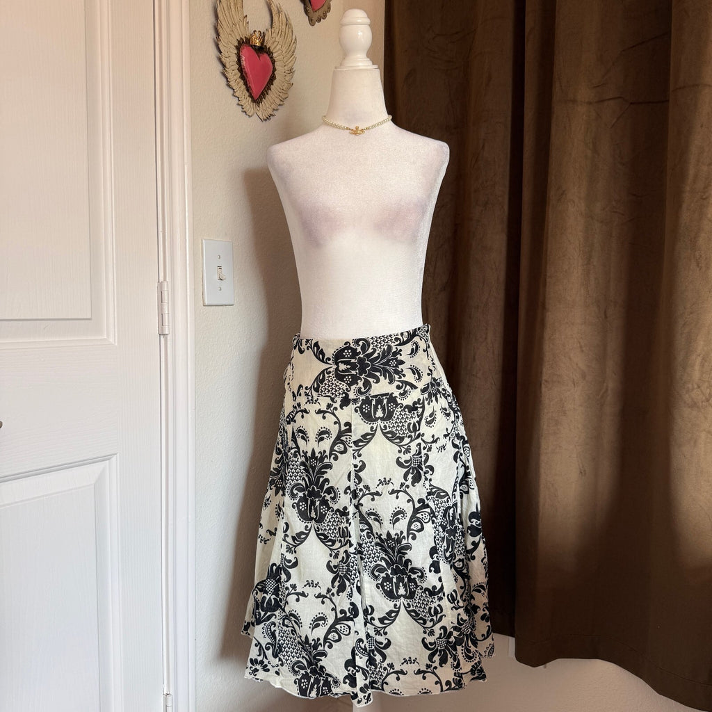 Apt. 9 Women's Black and White Floral Damask A-Line Skirt Size 4 100% Cotton
