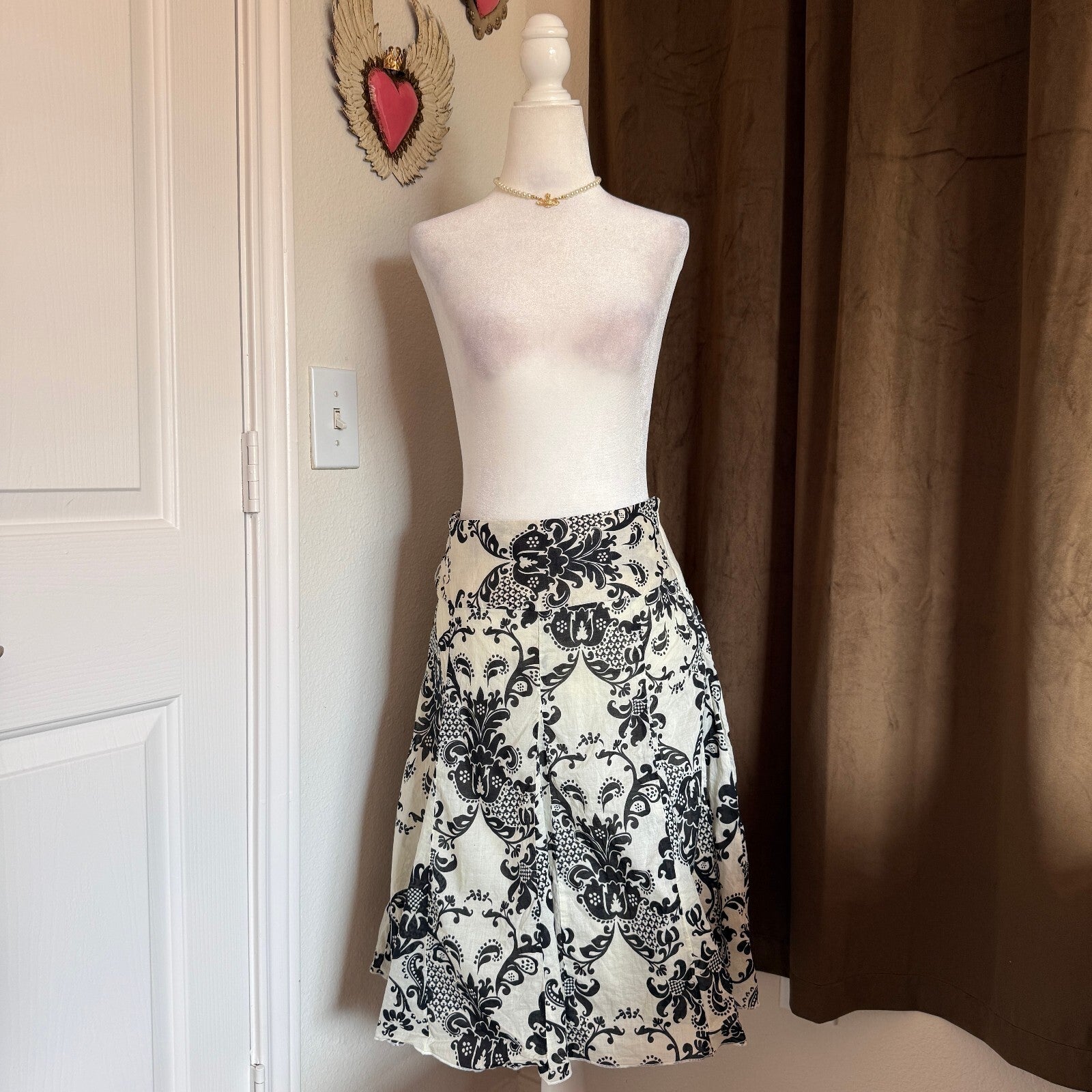 Apt. 9 Women's Black and White Floral Damask A-Line Skirt Size 4 100% Cotton