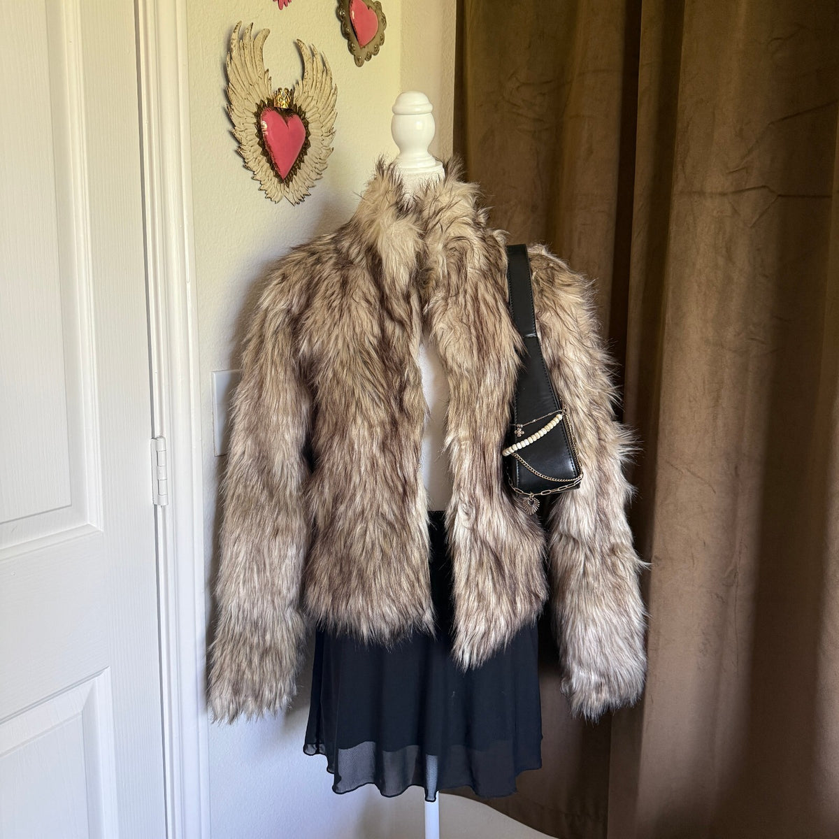 NWT Fashion Nova Ci Sono Faux Fur Collection Shaggy Cropped Jacket Sz Small