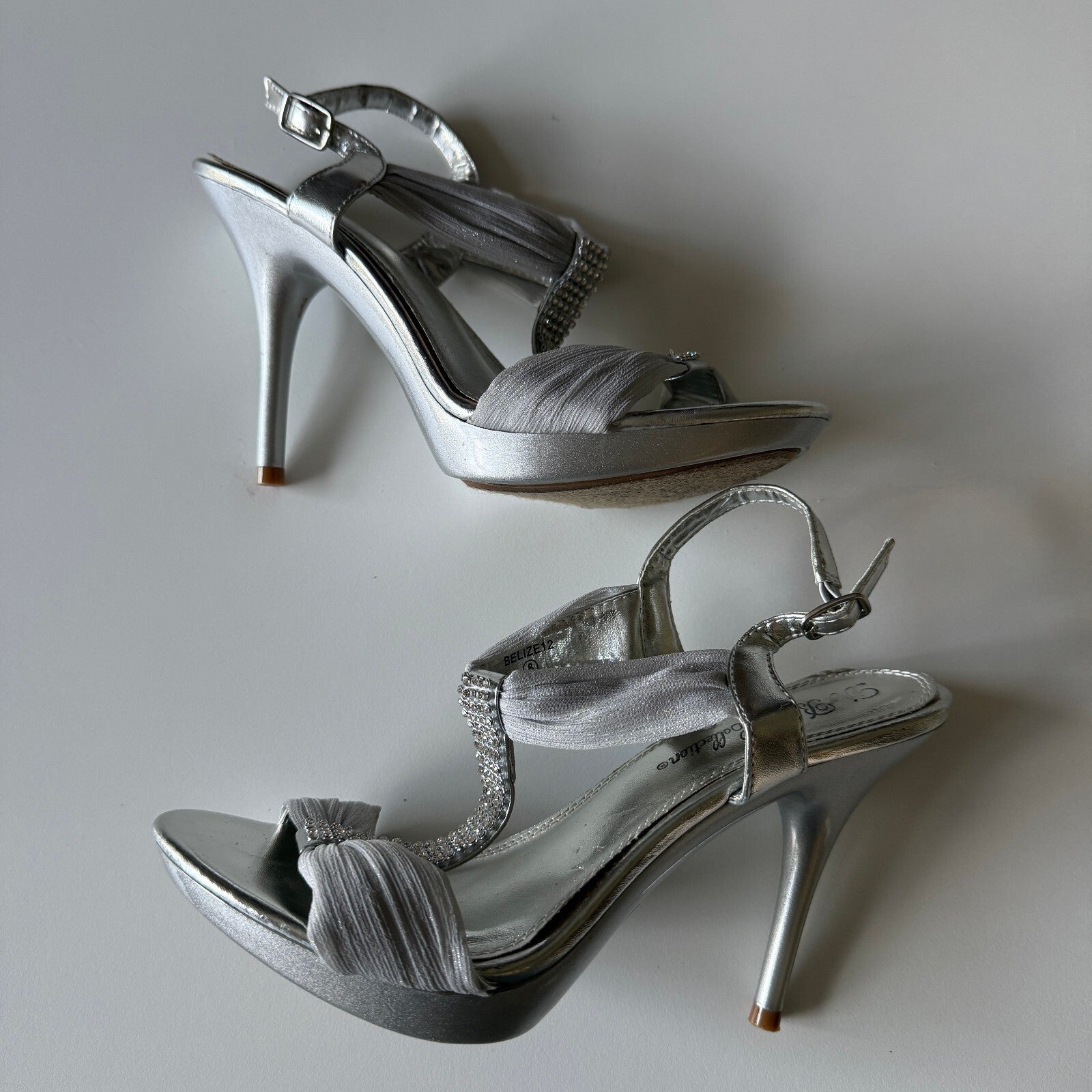 De Blosson Women's Crystal Chiffon Heel Sandals Women's Size 8