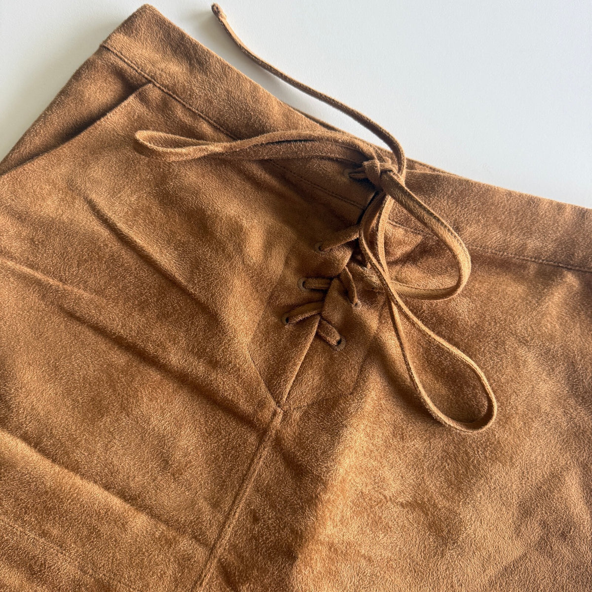LC Lauren Conrad Faux Suede Mini Skirt Western Lace Up Boho Size 4