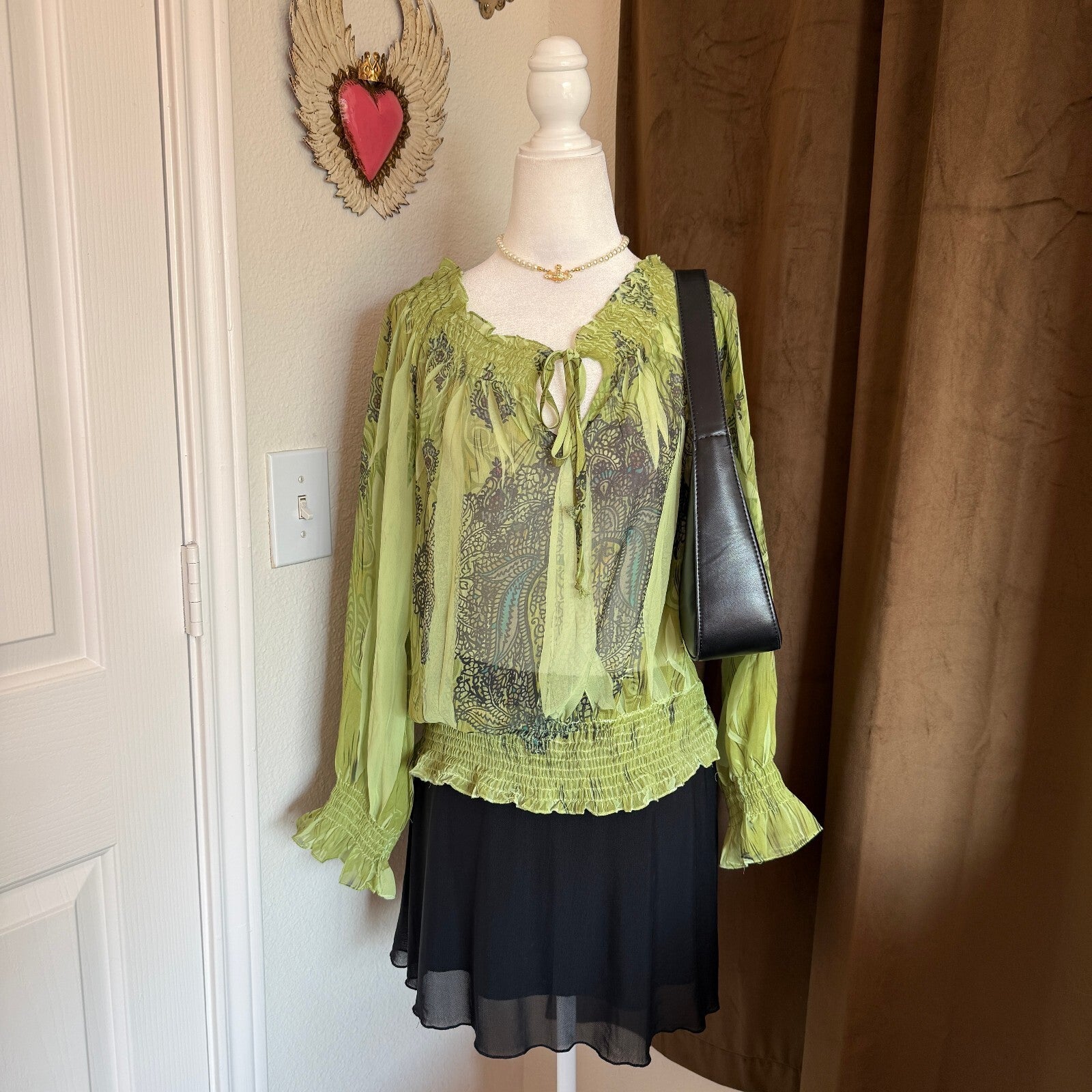 Vintage 1990s/Y2K Elizabeth Arden B Women's Slouchy Boho Printed Blouse Large