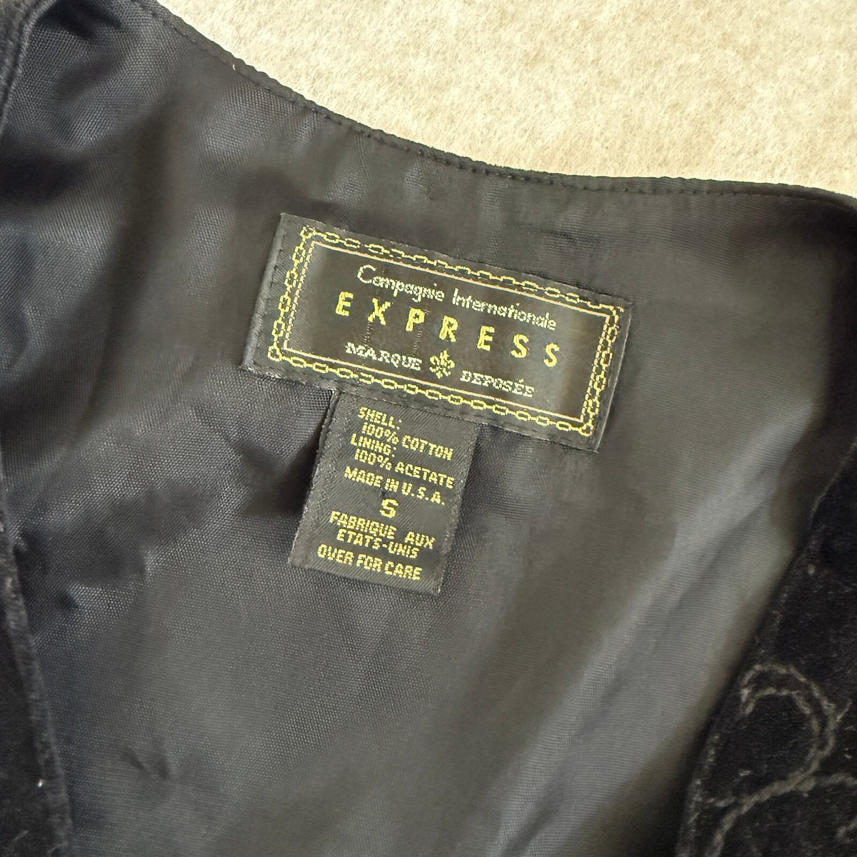 Vintage 1990s Compagnie Internationale Express Black Velvet Floral Pattern Vest