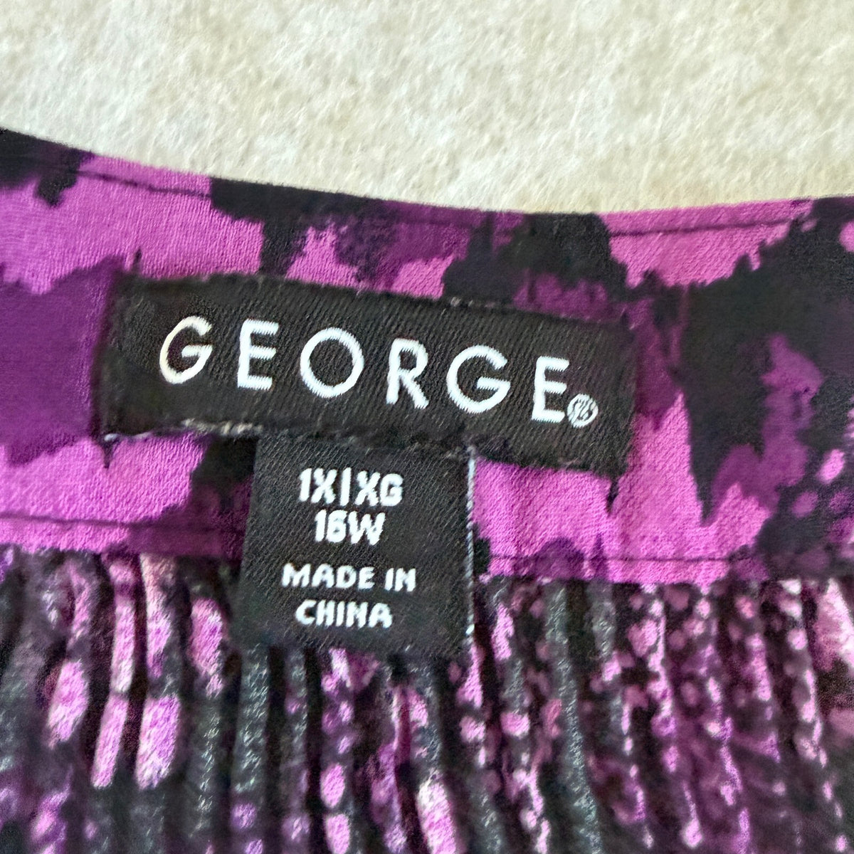 George Women's 1X 16W Purple Paisley Print Pleated Top Whimsical Practical Magic