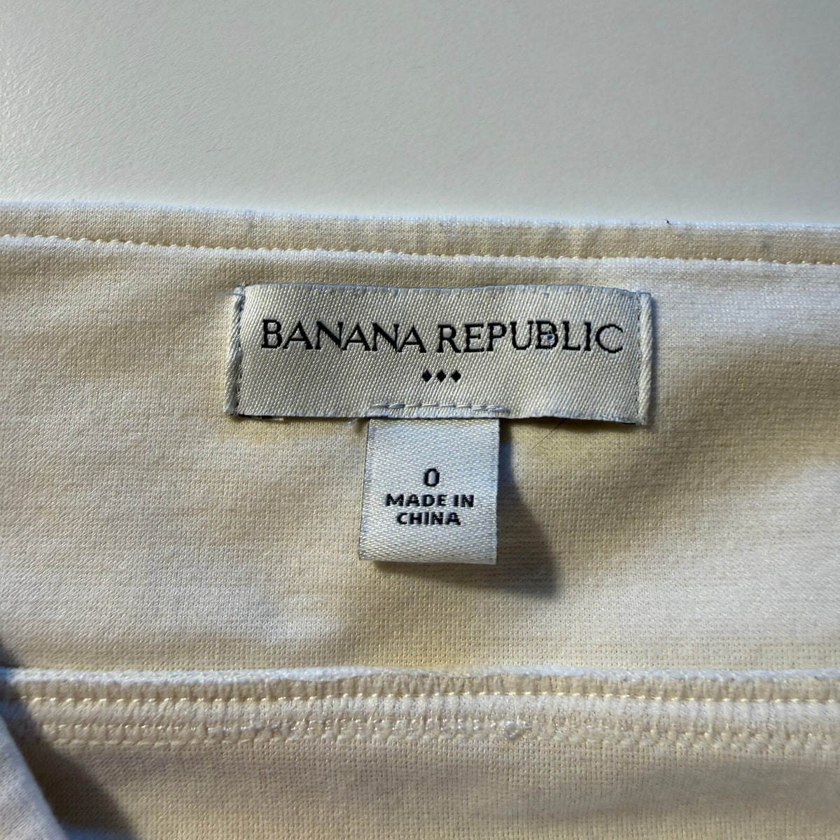 Banana Republic Preppy Fall Coquette Cream Double-Breasted Mini Skirt Size 0
