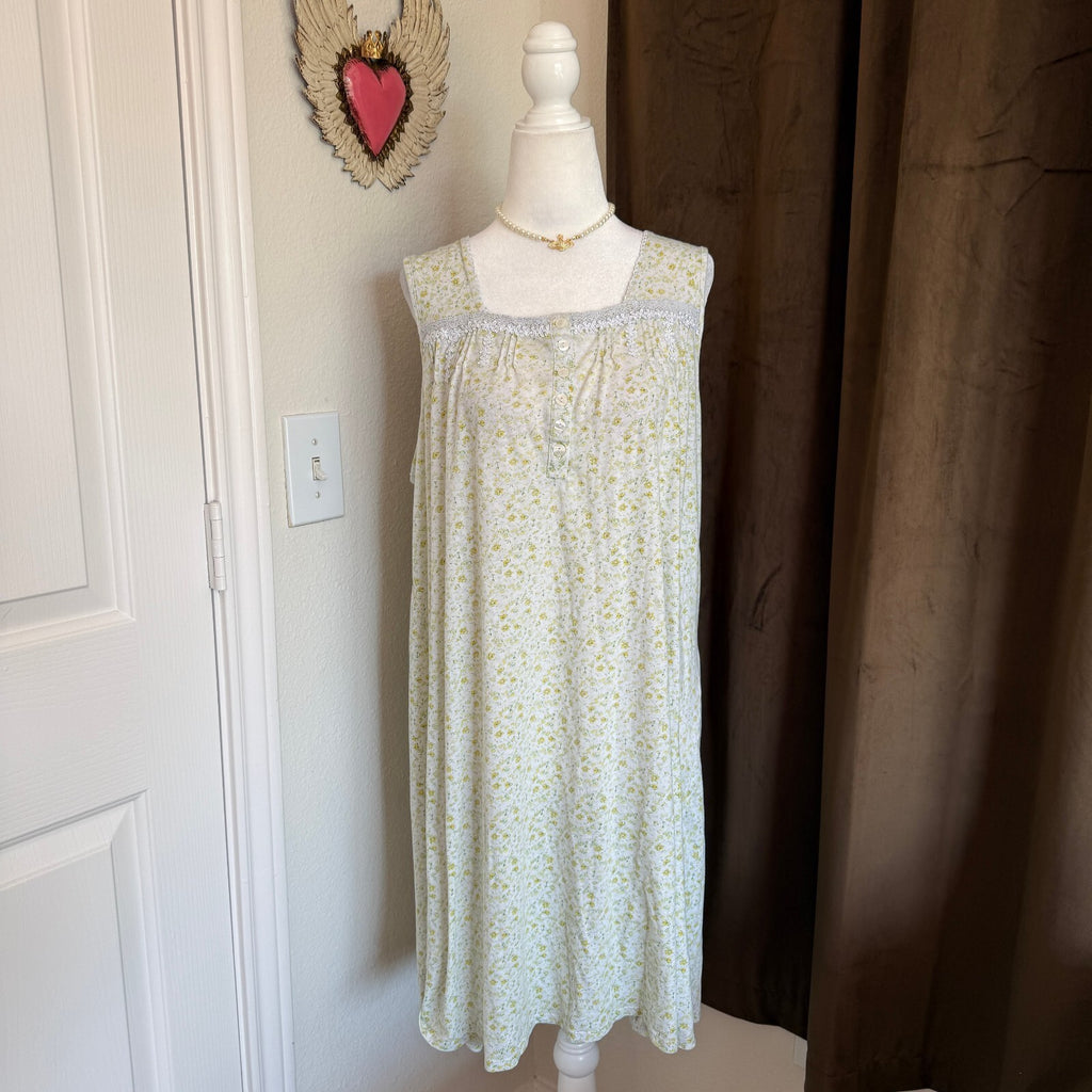 Celestial Dreams XL (16-18) Light Green Romantic Coquette Lace Nightgown