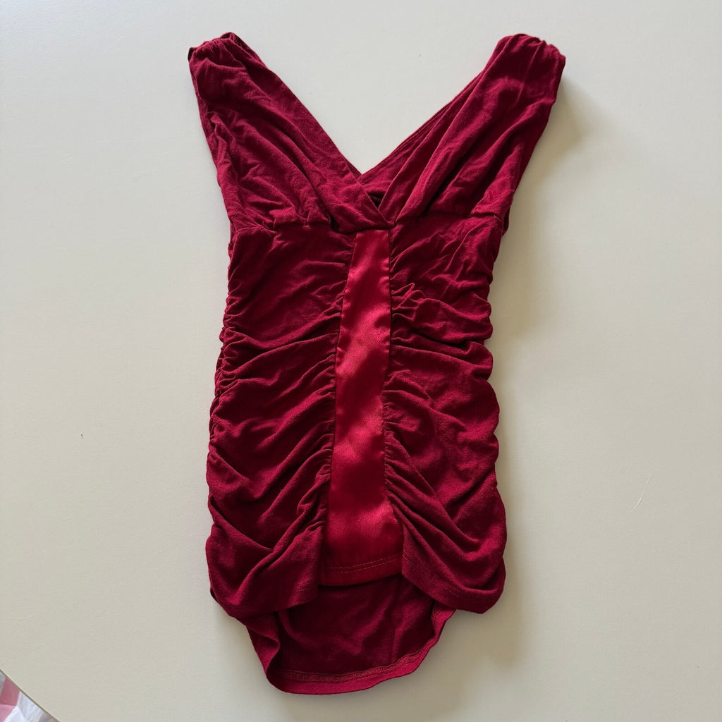 Do & Be Red Sleeveless V-Neck Ruched Satin Detail Top Size Small USA Made
