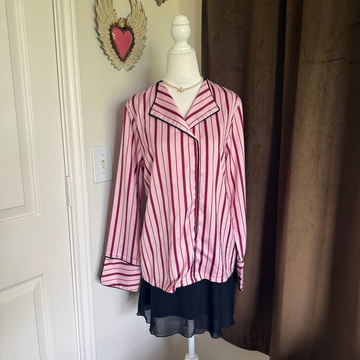 Y2K Pink Striped Satin Pajama Shirt Contrast Piping Uniqlo Jeans