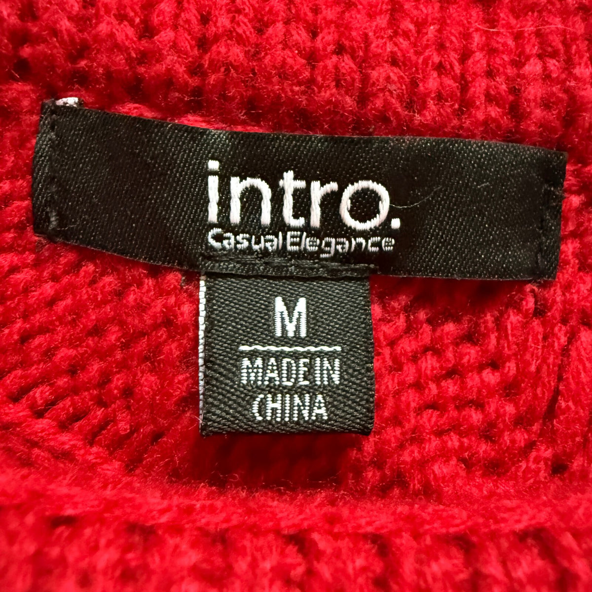 thriftalina Intro Casual Elegance Red Cable Knit Turtleneck Fringe Poncho Practical Magic
