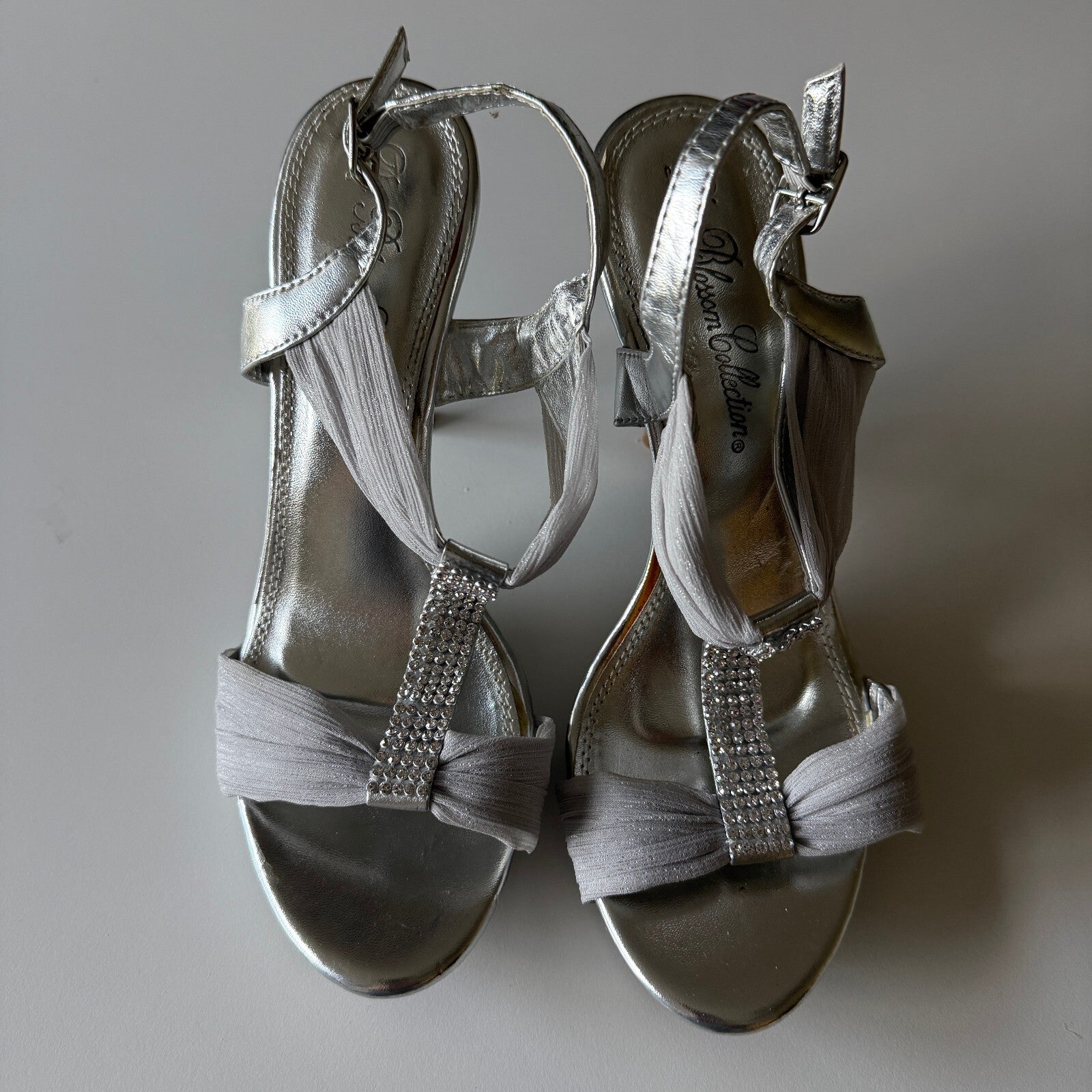 De Blosson Women's Crystal Chiffon Heel Sandals Women's Size 8