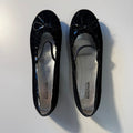 Kenneth Cole Reaction Take Flat Black Velvet Ballet Flats Size 6 Preppy Girly