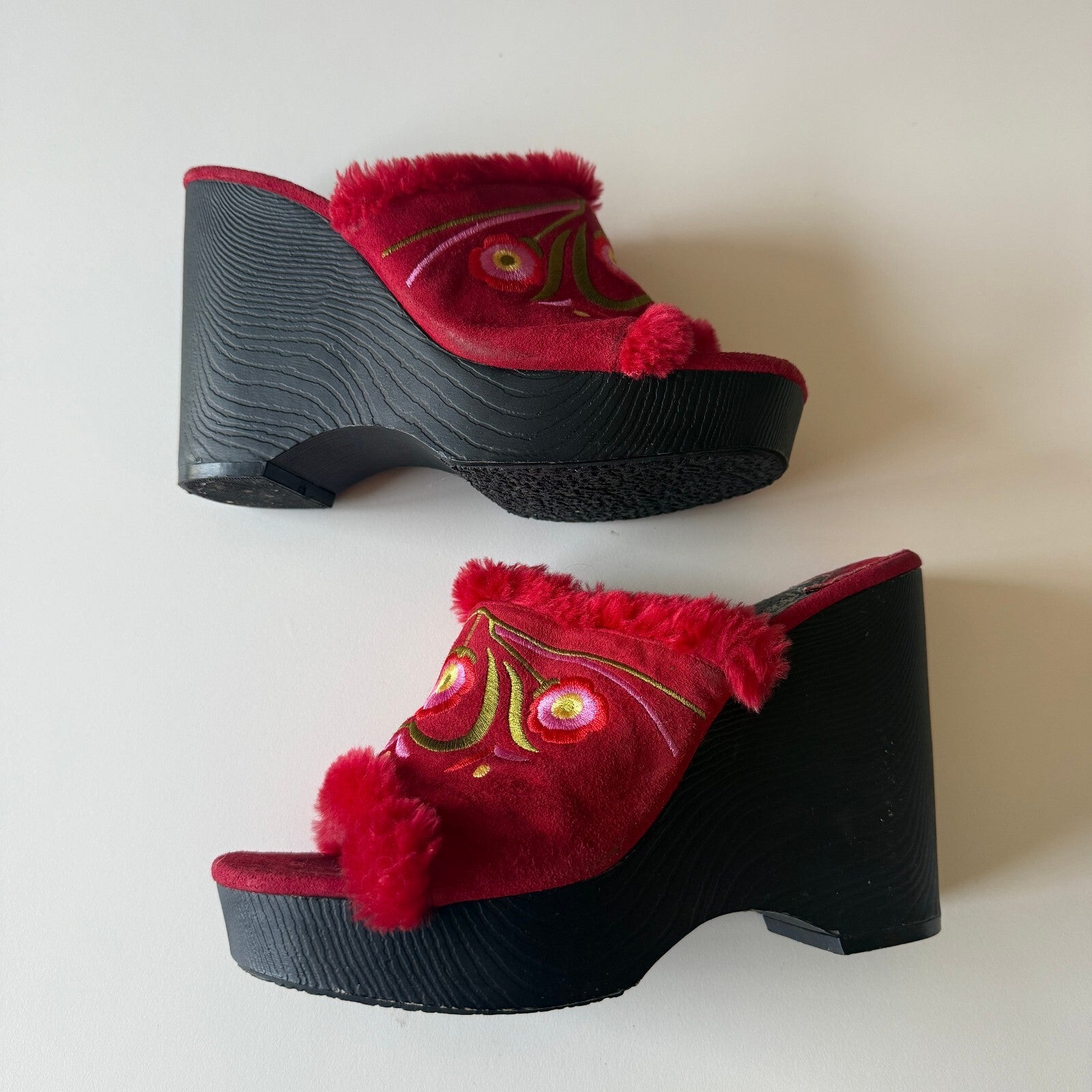 Vintage Chinese Laundry Funky Embroidered Faux Fur Platform Heels Sz 7 1/2