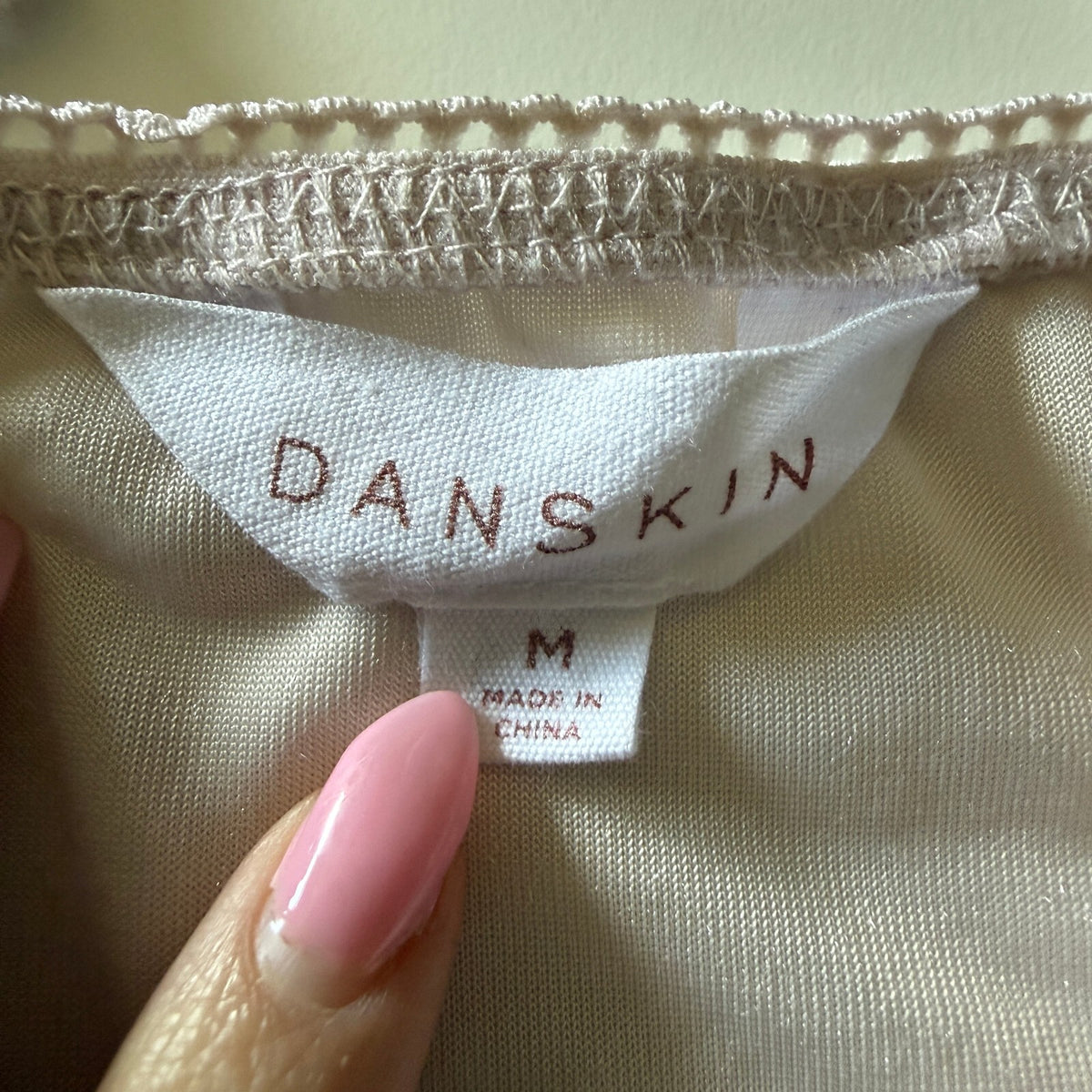 Danskin Medium Rose Pink Crushed Velvet Tank Top Ballerina Bella Swan Coquette