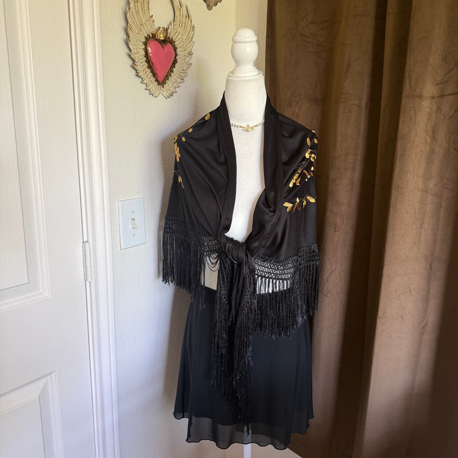 Piano Convertible Embroidered Scarf/Wrap/Shawl w/ Floral Applique Stevie Nicks