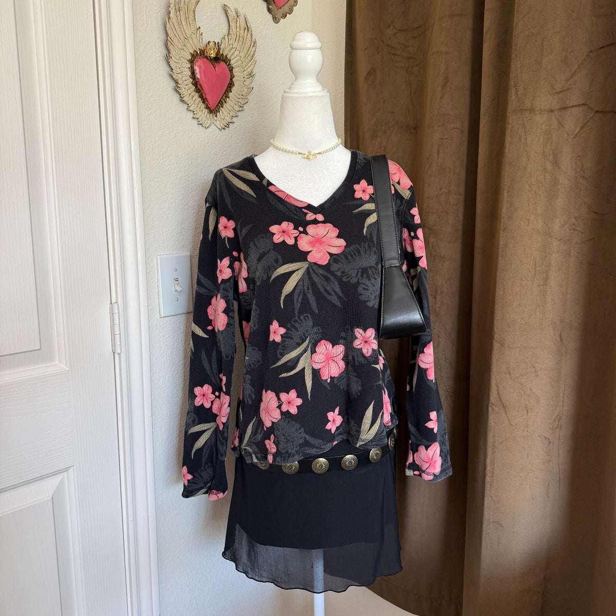 Jamaica Bay Y2K Black Floral V-Neck Long Sleeve Ribbed Top Size L Cotton