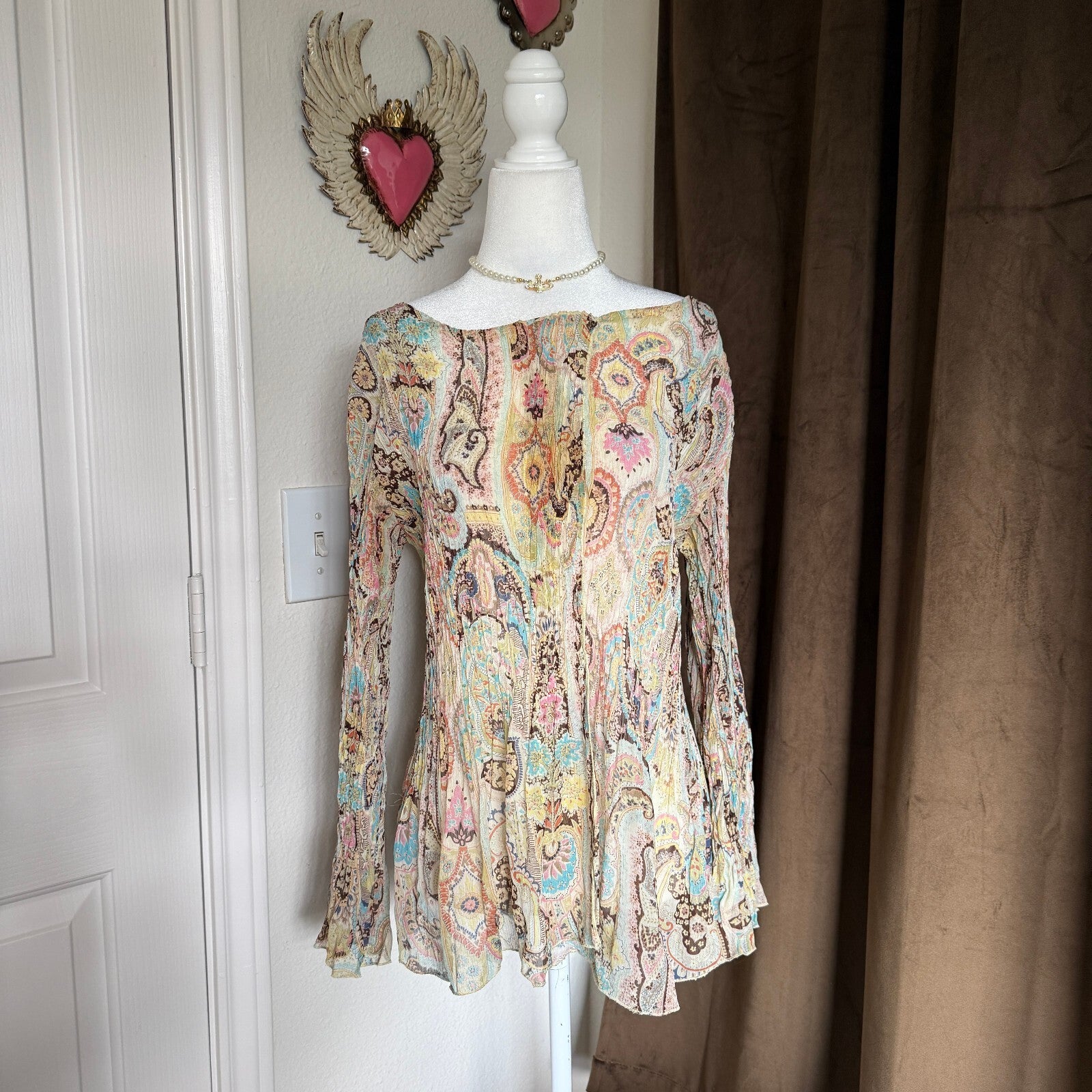 Alberto Makali Vintage-Inspired Long Sleeve Pleated Paisley Blouse in Pastel Mix