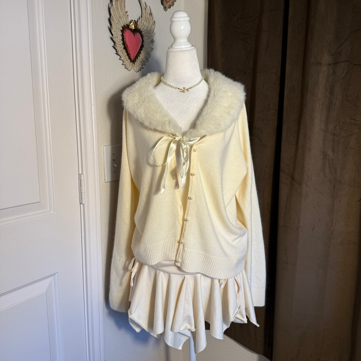 Kikit Ivory Coquette Faux Fur Collar Cardigan Pearl Button Ribbon Tie Detail L