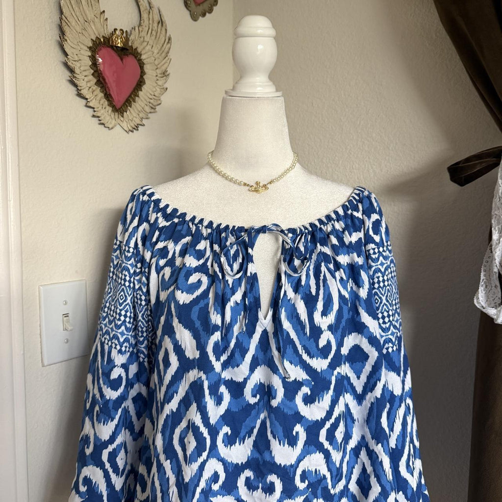 Alice + Olivia Devina Ikat Off Shoulder Bell Sleeve Blouse Blue White M