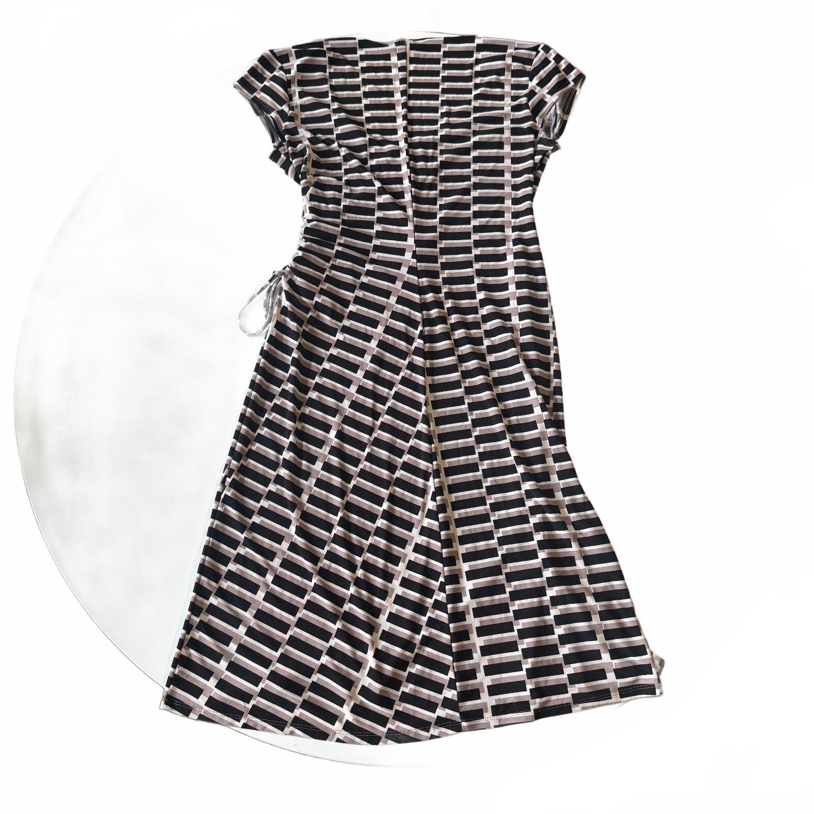 Jones Studio Women's Geometric Print Wrap Dress, Size 8, Black and Beige, V-Neck