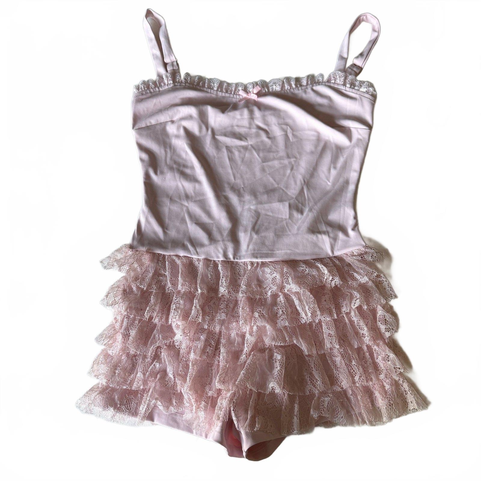 Edikted Lacey Ruffle Baby Pink Women's Romper Brand NWT Sz Medium
