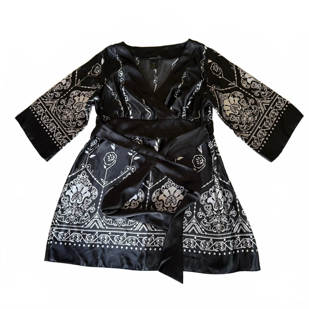 Lane Bryant Satin Silky Kimono Wrap Detail Top Black & White Floral V-Neck 14-16