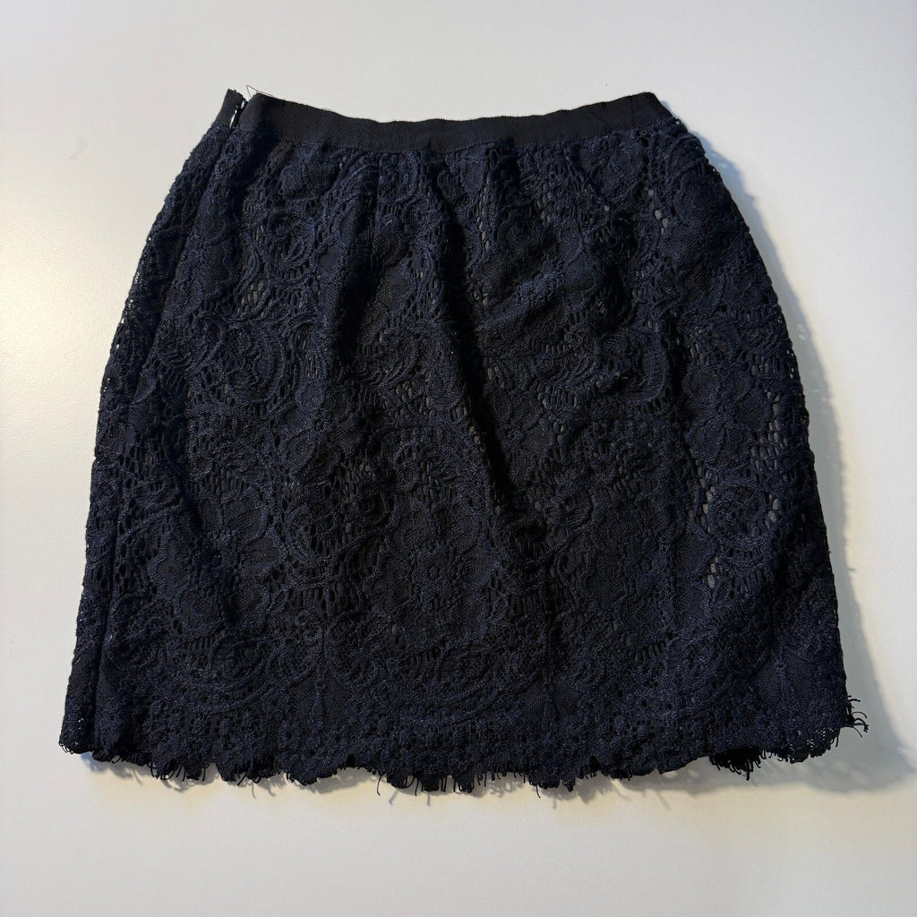 LC Lauren Conrad Black Lace Mini Skirt Coquette Fall Preppy Size 2 Academia Goth