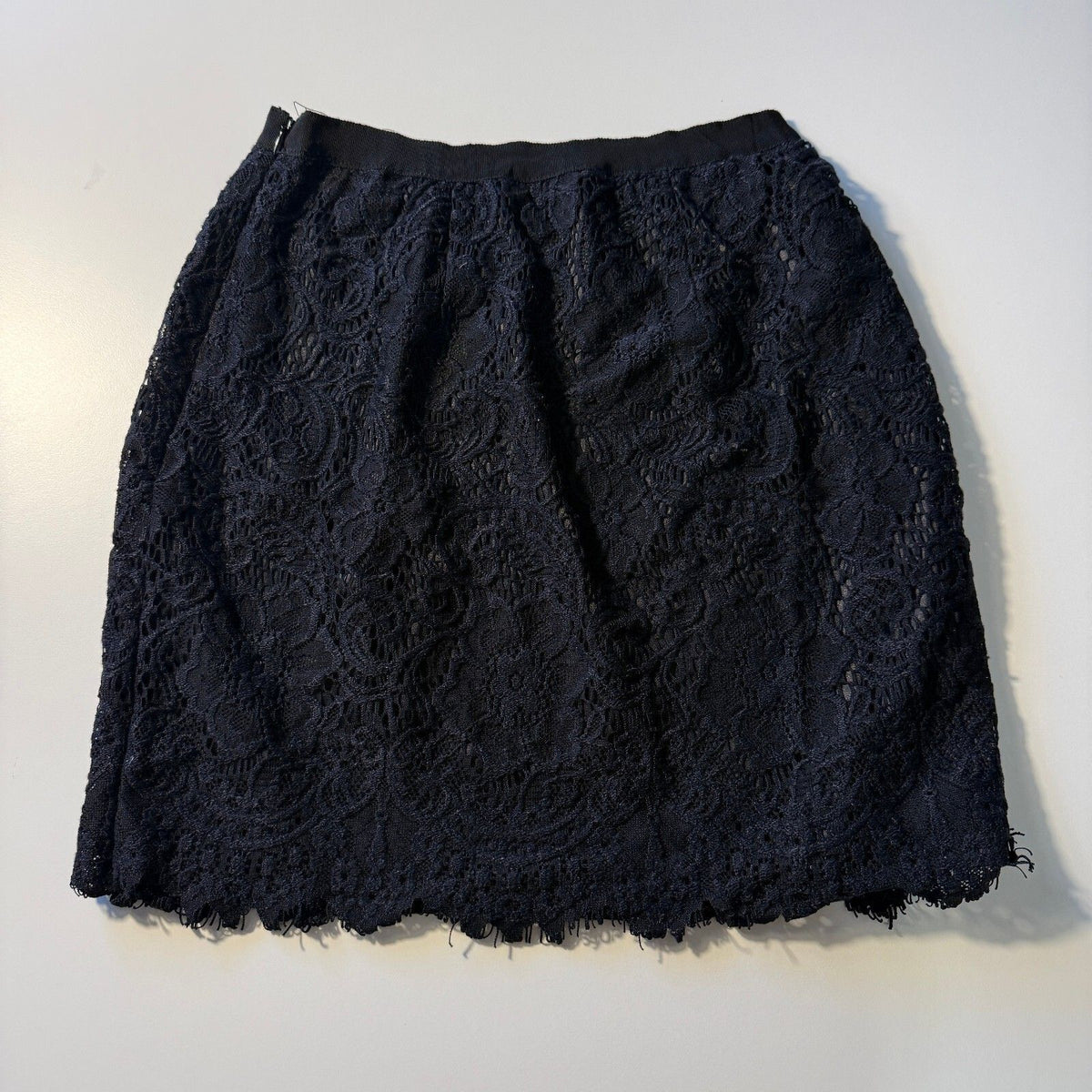 LC Lauren Conrad Black Lace Mini Skirt Coquette Fall Preppy Size 2 Academia Goth